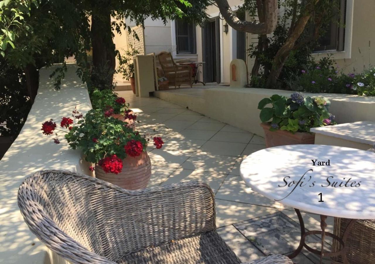 Sofi'S Suites Andros Exterior foto
