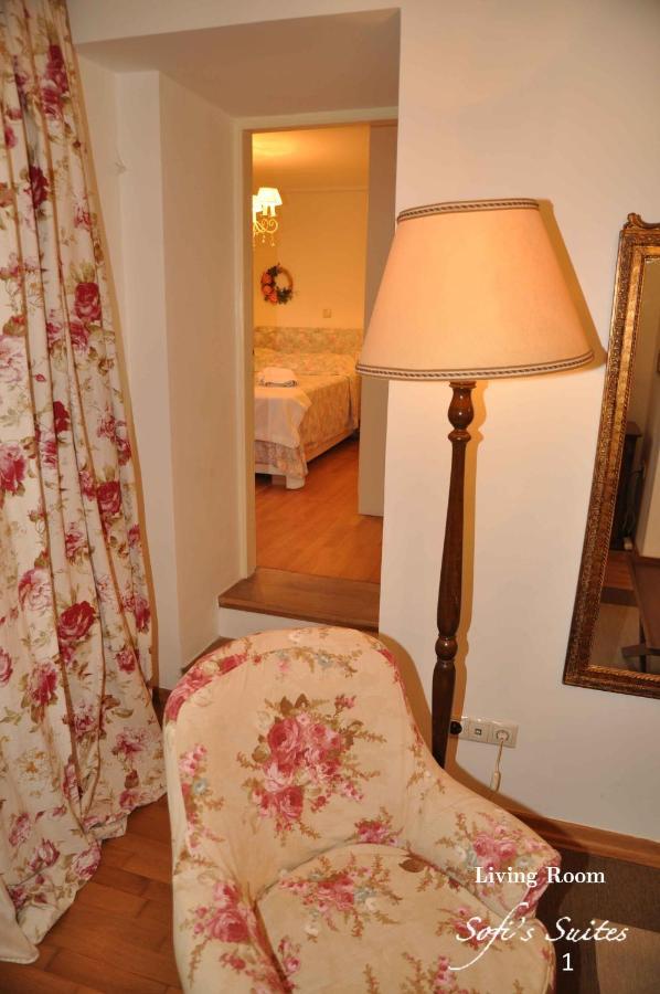 Sofi'S Suites Andros Exterior foto