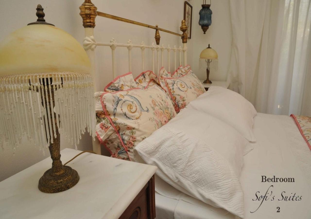 Sofi'S Suites Andros Exterior foto